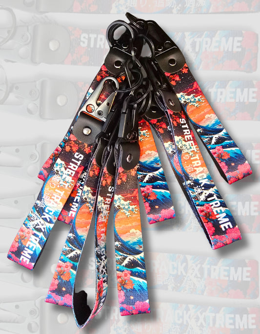 Japanese Waves and Japanese sunset key-ring clip, JDM (Japanese domestic market) style with the words street track extreme printed on it. Japanese automotive style